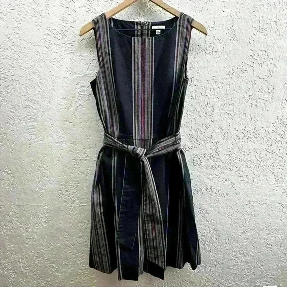 L.L. Bean Signature stripe apron dress with tie size 10 - Picture 7 of 9